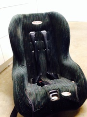 Safe and sound (sleep and recline)Car seat for sale.